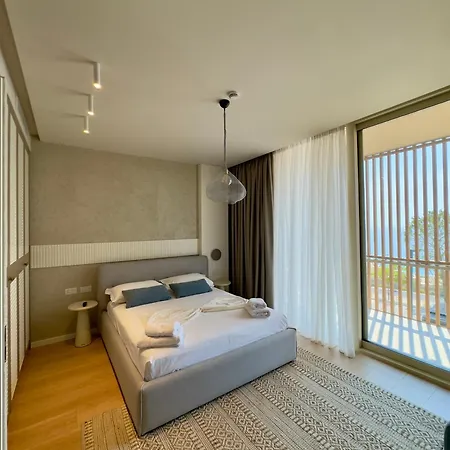 Coast Premium Villa Palasë